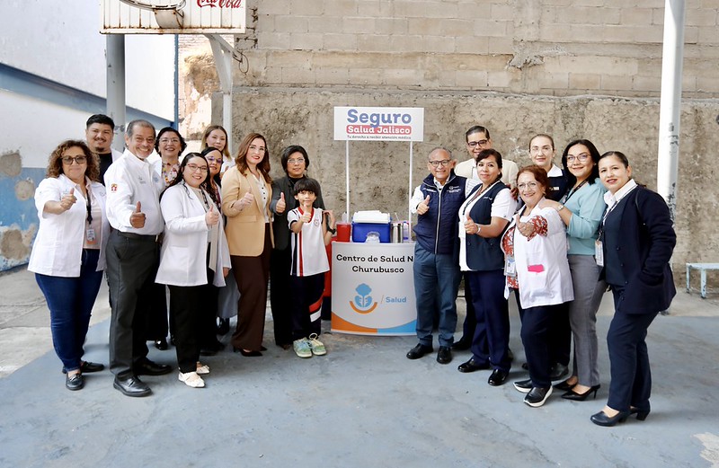 Refuerza Secretaría de Salud revisión de cartillas de vacunación en primarias de Jalisco