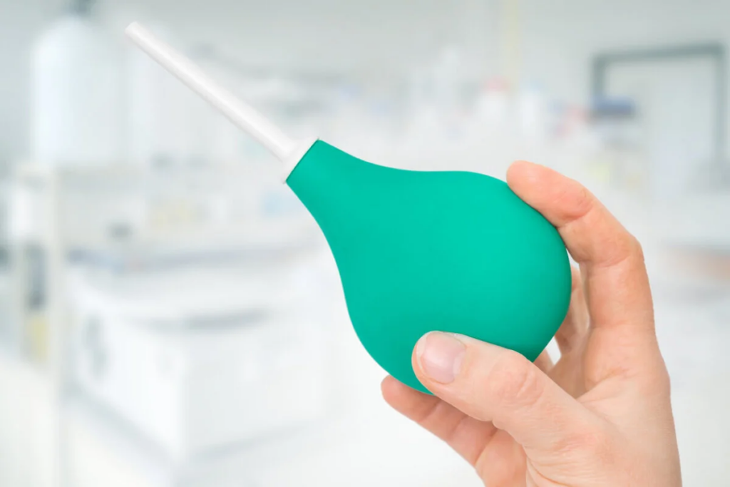 Más allá del enema: Alternativas de preparación para una salud sexual plena