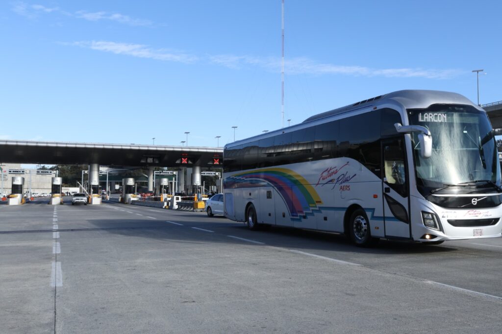 Anuncia SICT descuentos a estudiantes y maestros en transporte por Semana Santa