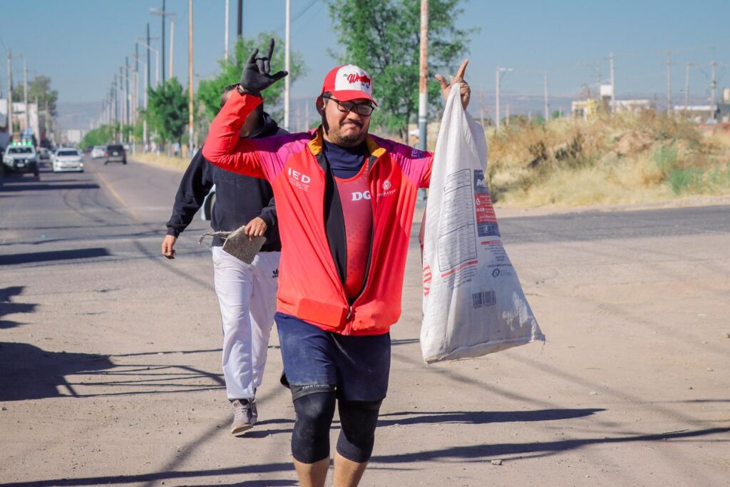 ¡Corre, levanta y transforma la gran familia duranguense al planeta!