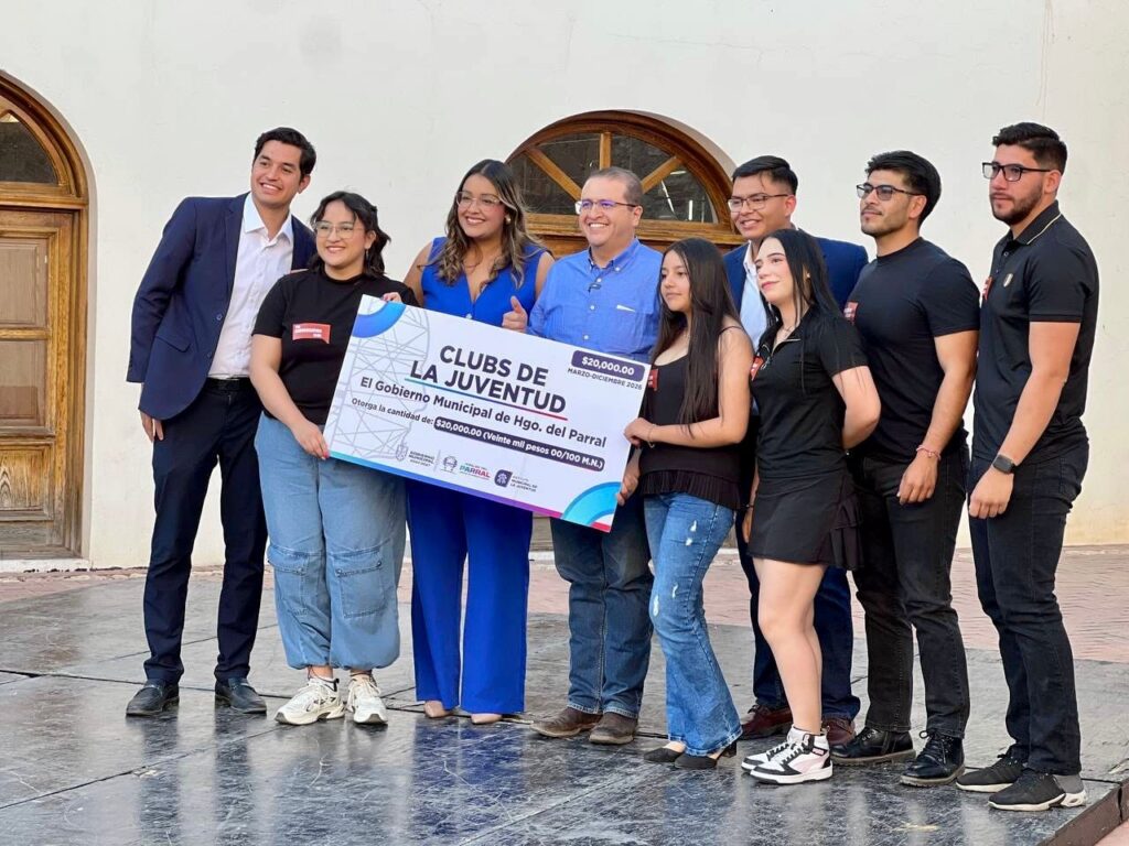 Gobierno de Parral fortalece a la juventud con apoyo económico mensual a Clubs Juveniles