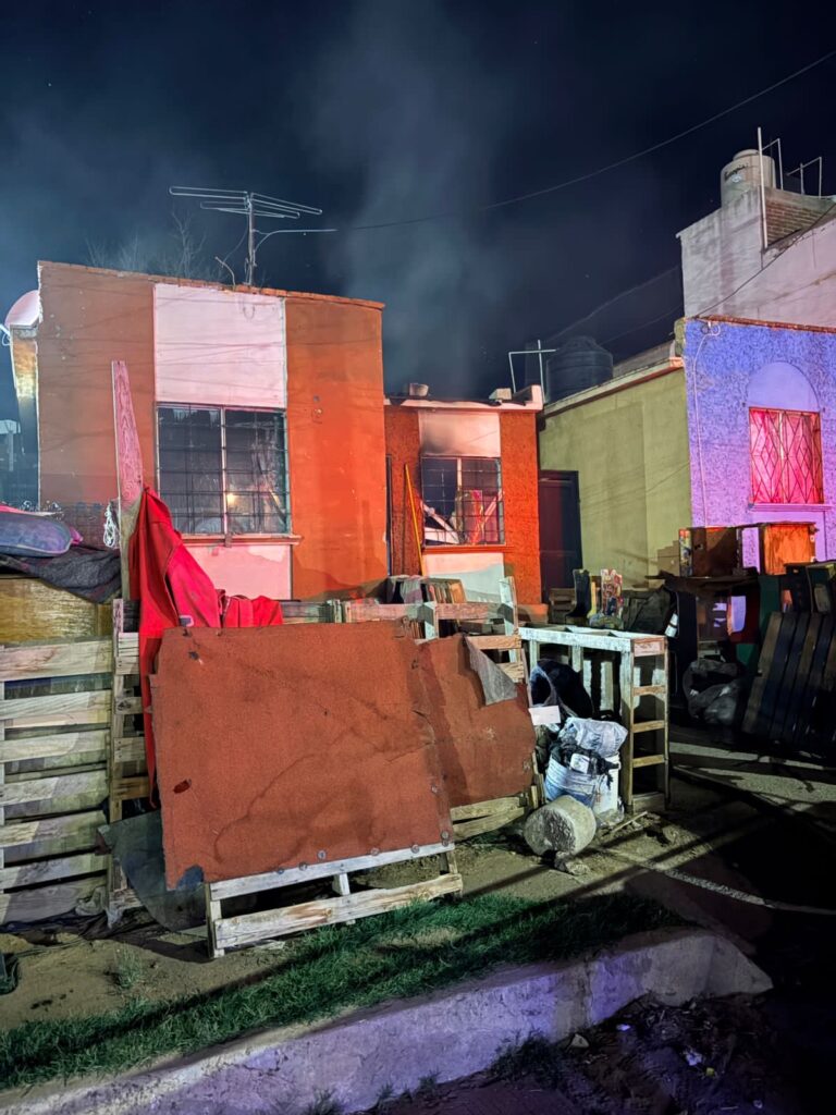 Se incendia vivienda en Montañas; fuego fue controlado