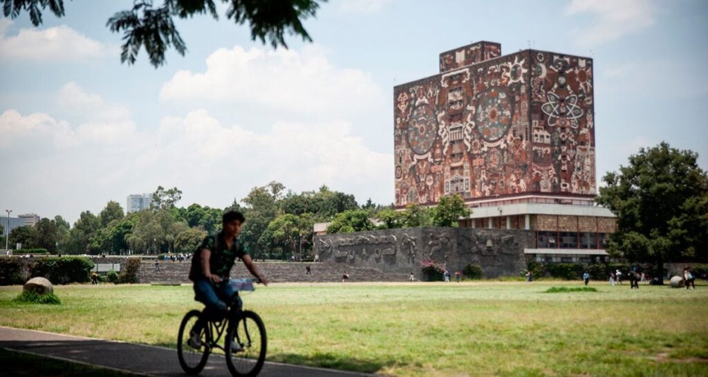 La UNAM escala en el ranking global con 36 carreras entre las mejores del mundo