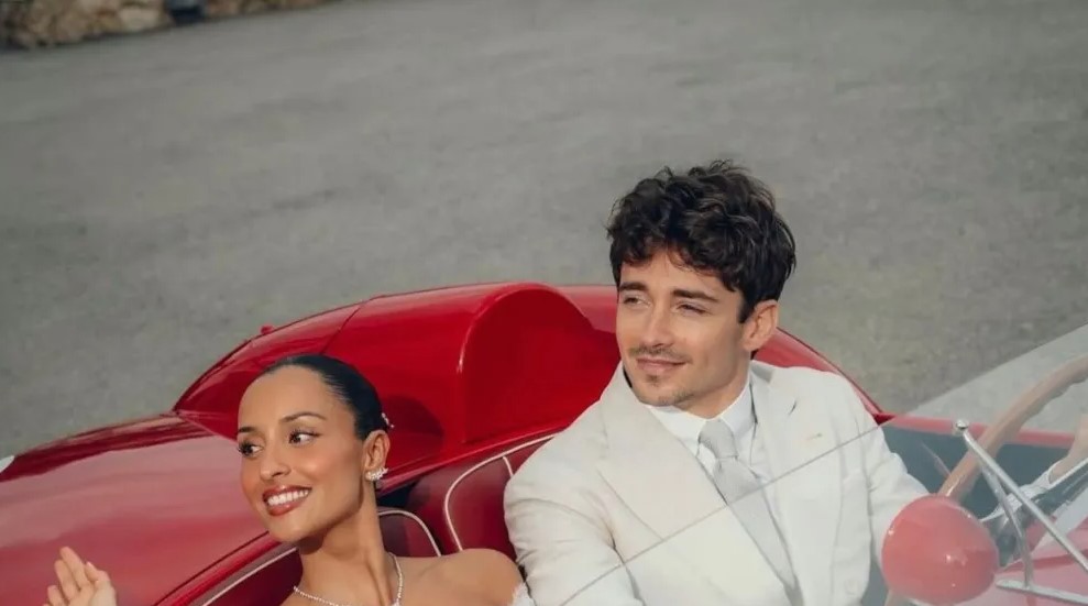 Charles Leclerc y Alexandra Saint comparten las primeras fotos de su boda