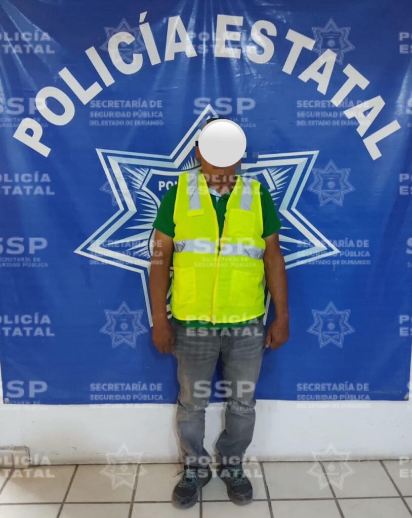Abuelito manejaba auto con placas sobrepuestas y lo detuvo el operativo Dragón