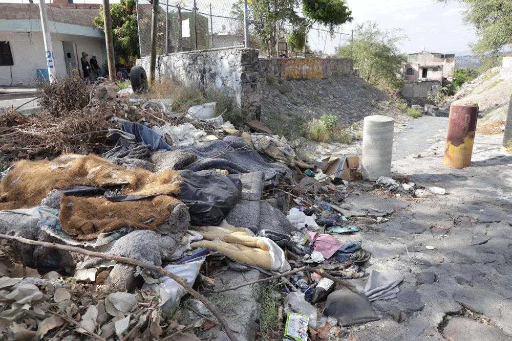 Guadalajara retira más de 140 metros cúbicos de desechos en canales para prevenir inundaciones