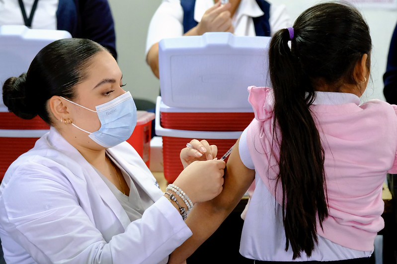Jalisco reduce casos de sarampión en 30% tras intensificar vacunación