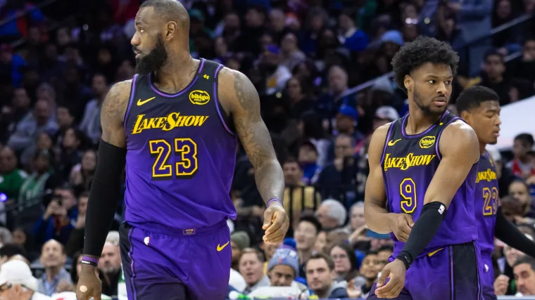 LeBron y Bronny James hacen historia en la NBA