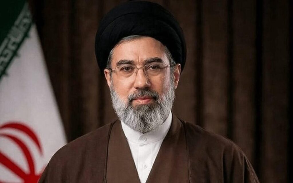 Nuevo líder supremo de Irán desafía a EE.UU. y pide mantener cerrado el Estrecho de Ormuz