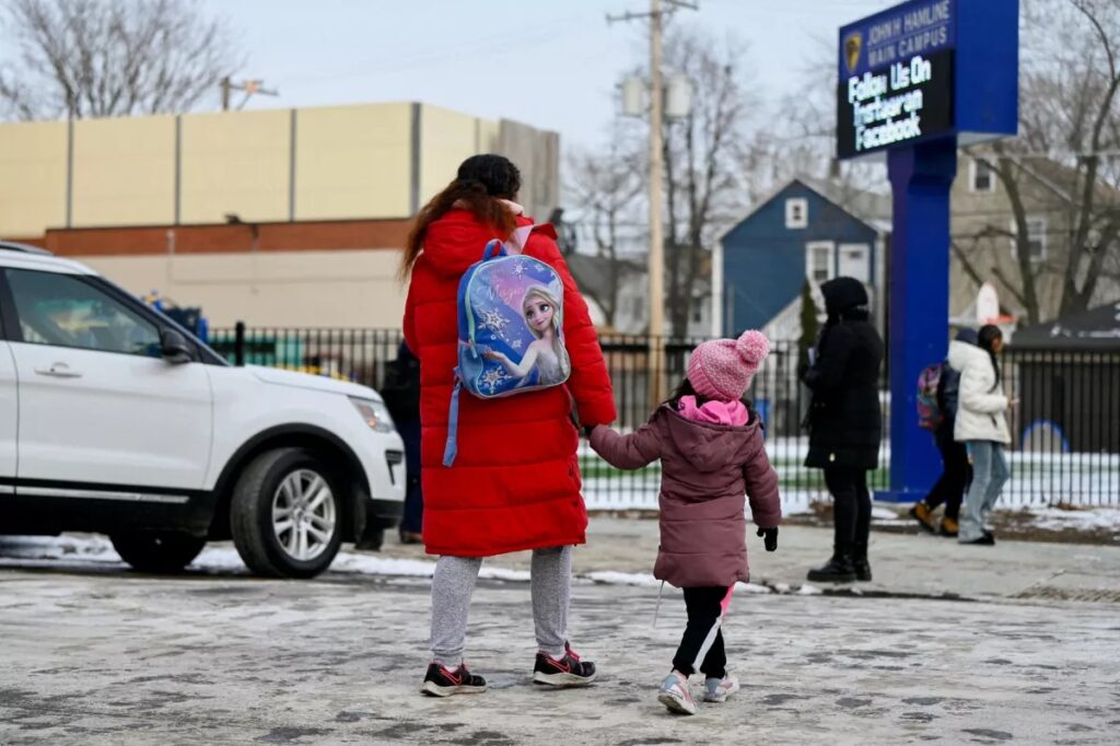 Partido Republicano busca que expulsen a niños migrantes de escuelas públicas