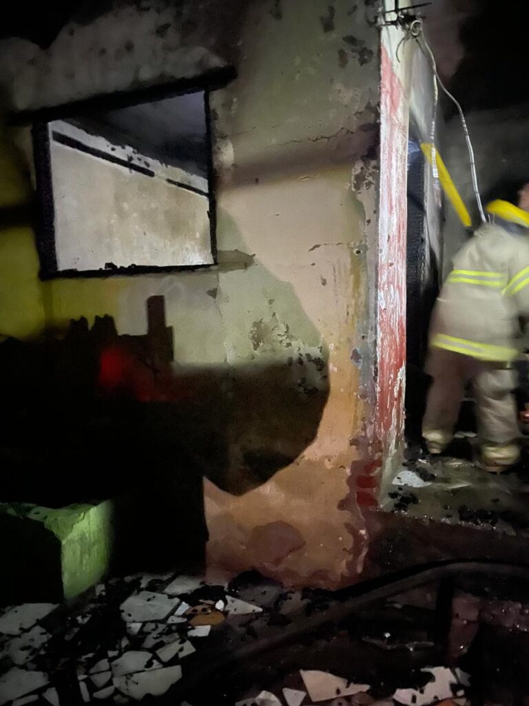 Se incendia picadero en la Héroes de la Revolución