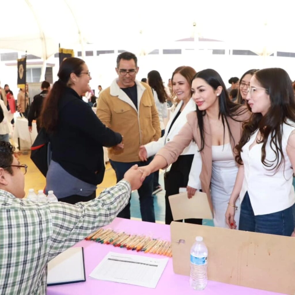 Feria de empleo para mujeres en Durango oferta más de 300 vacantes en marco del 8M