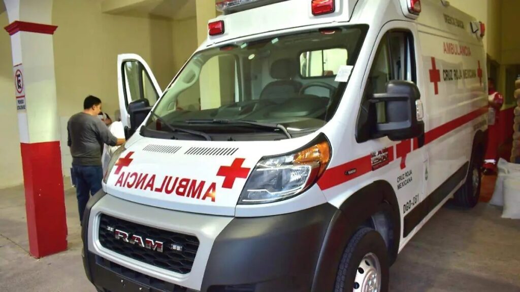 Abuelito atropellado por un vehículo está bastante grave