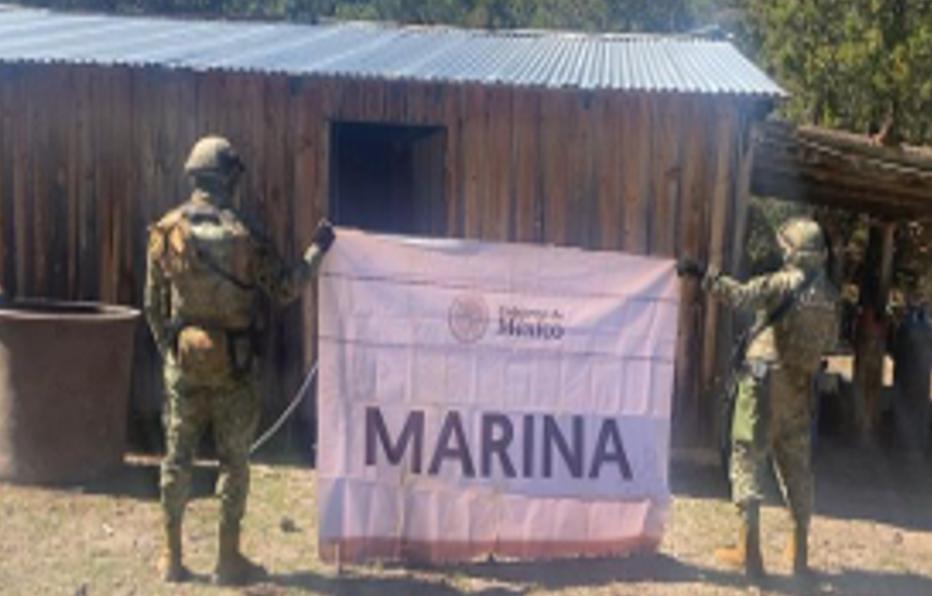 Marinos arrasan en Durango dos laboratorios y aseguran millones de pesos en sustancias