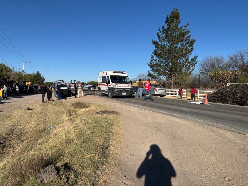 Choca camioneta contra motociclista y le quita la vida
