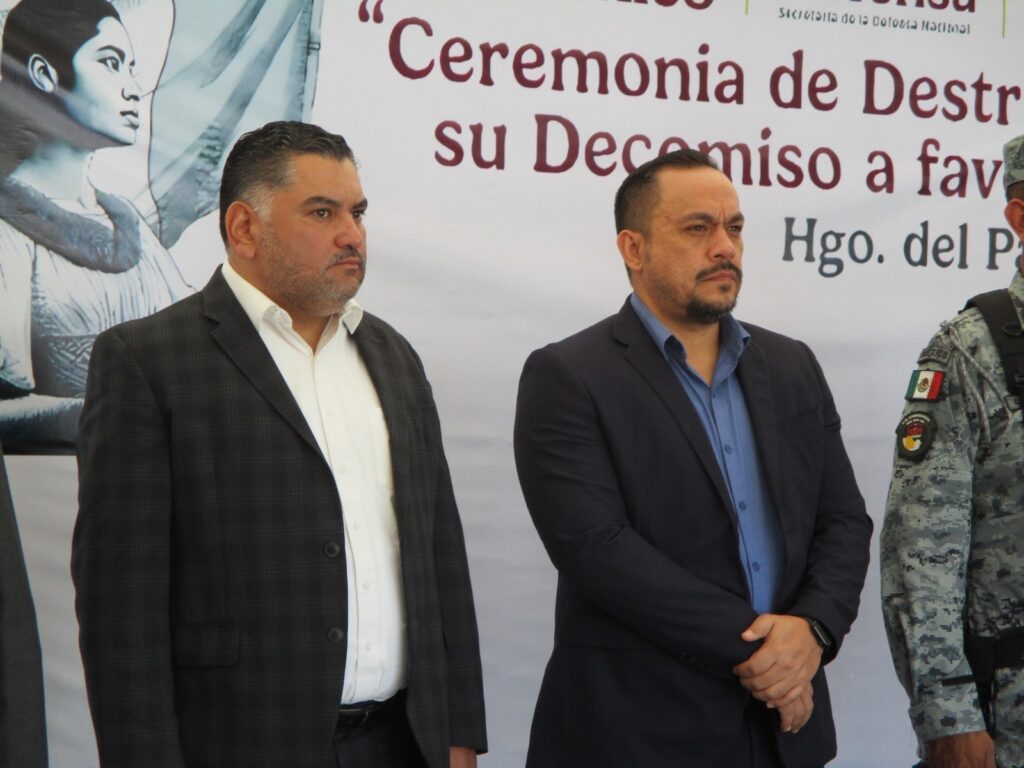Participan FGE y AEI en ceremonia para la destrucción de armas de fuego en Parral