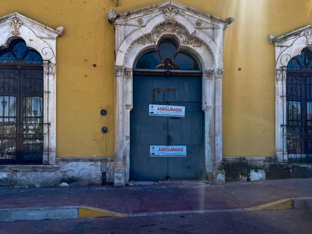 FGR asegura propiedades de familia de empresario parralense en pleno centro