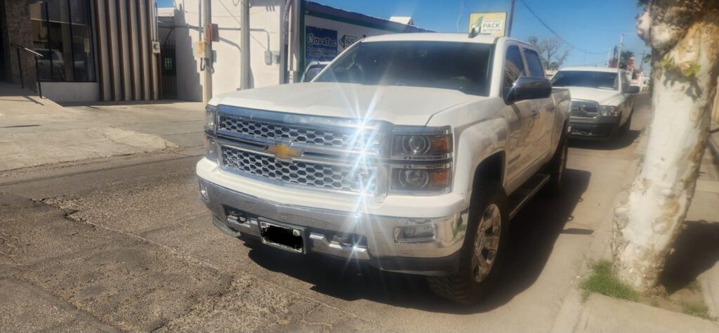 Recuperan camioneta robada en Jiménez; la hurtaron en Guachochi