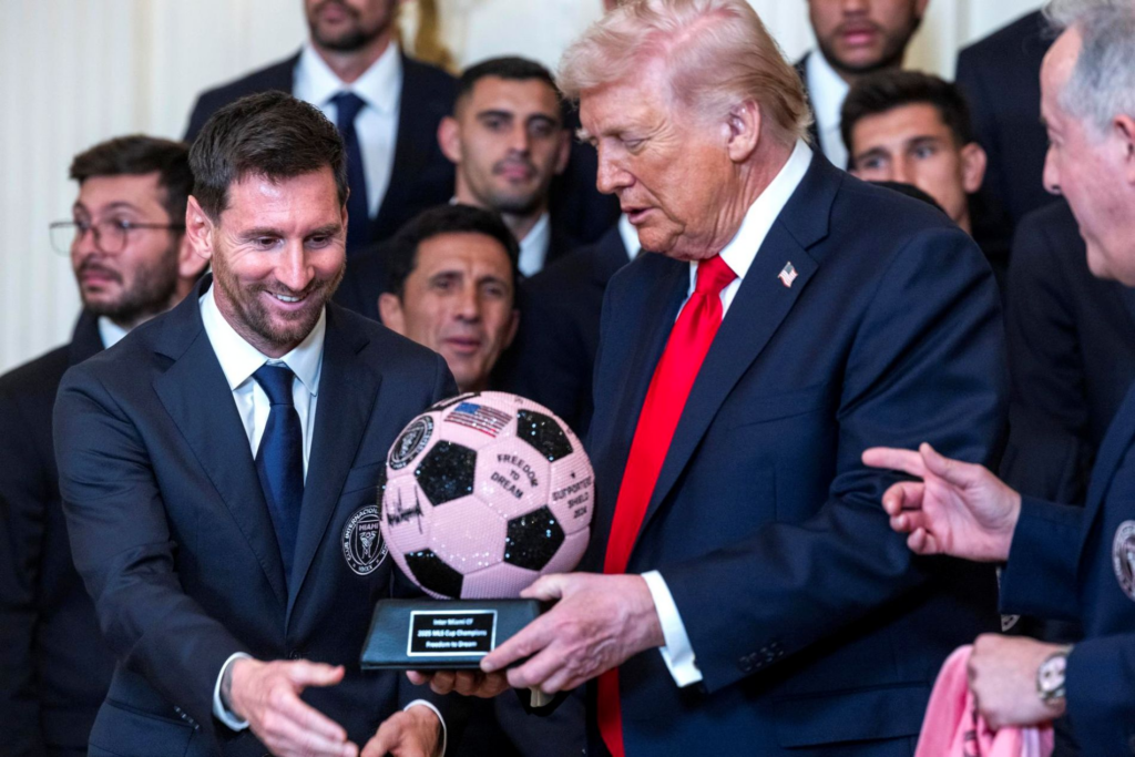 Donald Trump rinde homenaje a Messi y al Inter Miami