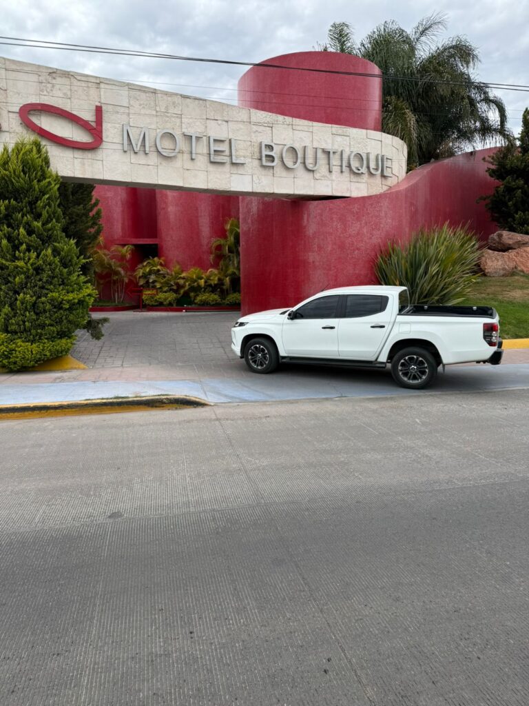Identifican a la pareja fallecida en el motel Red Boutique de la ciudad de Durango