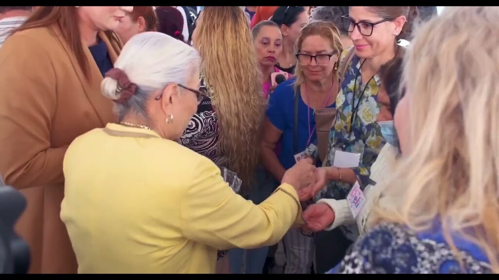 Beatriz Estrada empodera a la mujer nayarita
