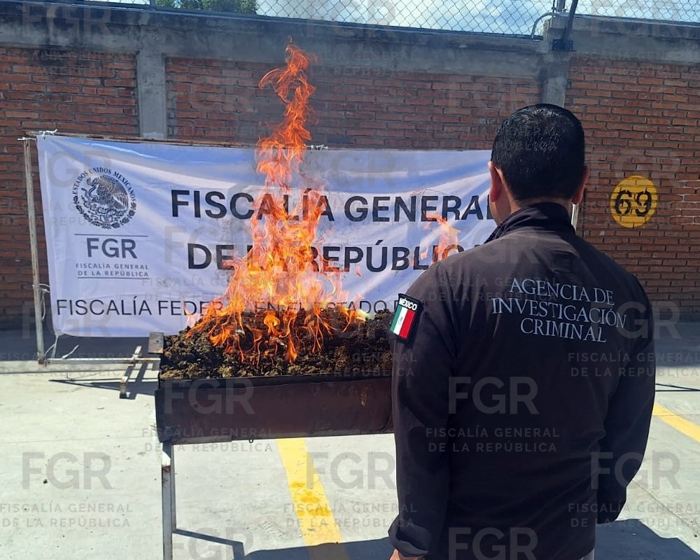 Incineran más de 30 kilos de sustancias en la FGR en el marco de cambio de Delegado en Durango