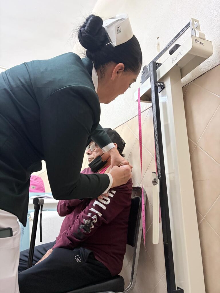 Reconocimiento público a la empatía de una enfermera del IMSS en Delicias