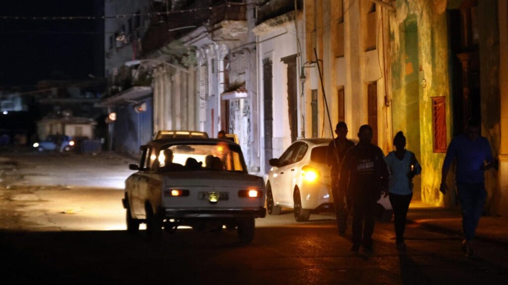 Cuba lamenta que lleva 3 meses sin recibir petróleo en medio de crisis energética