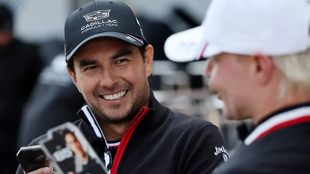 Polémica en Cadillac: Checo Pérez es criticado por chocar a Botas