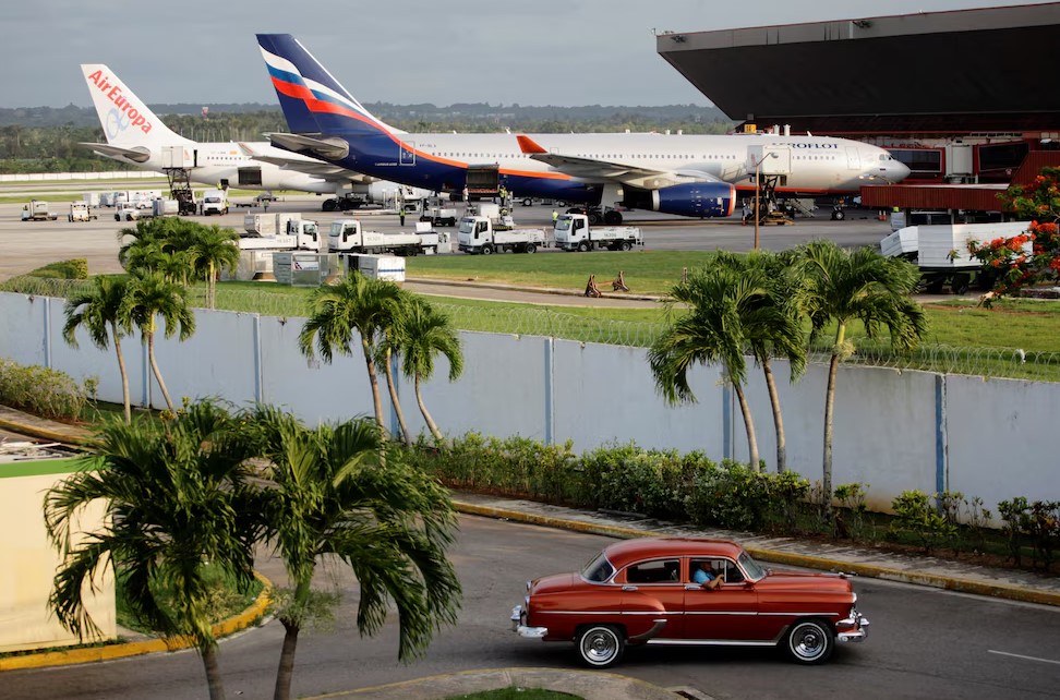 Cuba extiende hasta abril el apagón aéreo por falta de combustible