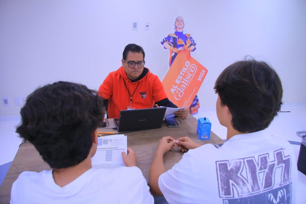 Más de 400 mil estudiantes en Jalisco pagarán 5 pesos en transporte público a partir del 1 de abril