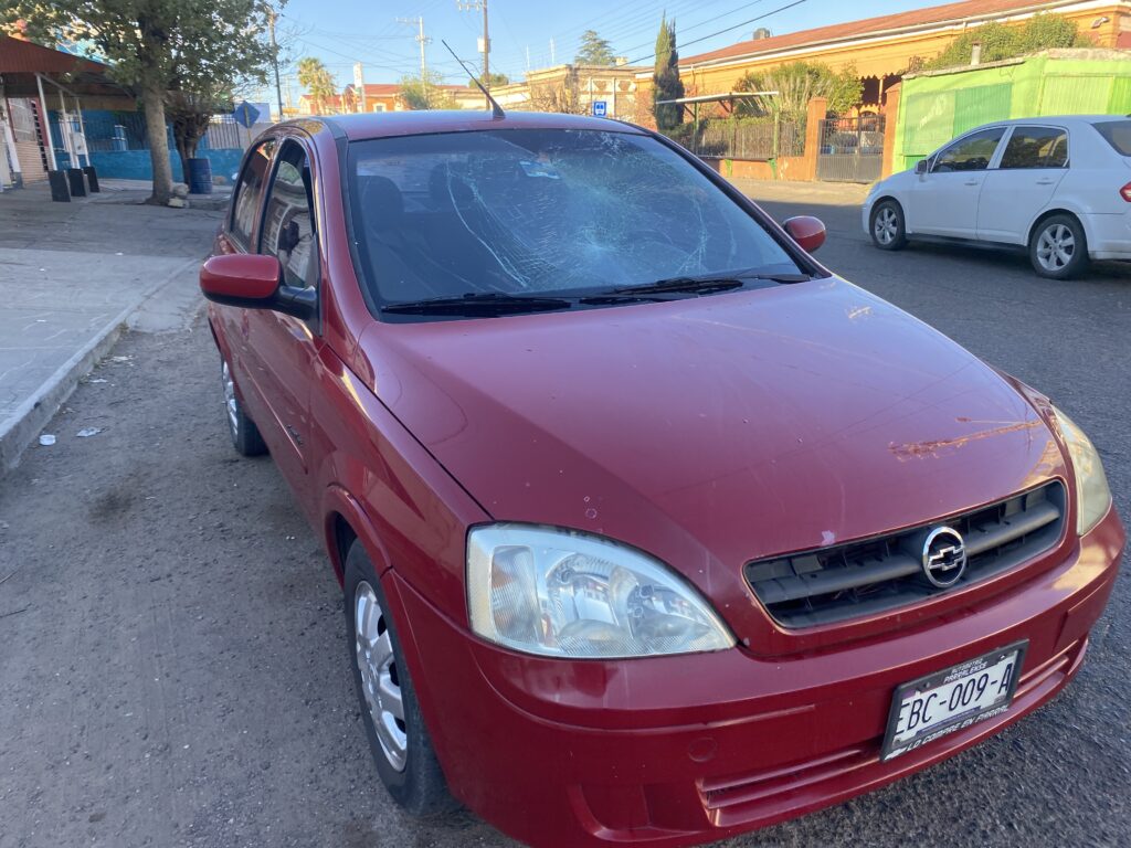 Atropellan a estudiante al bajar del camión en avenida Las Quintas