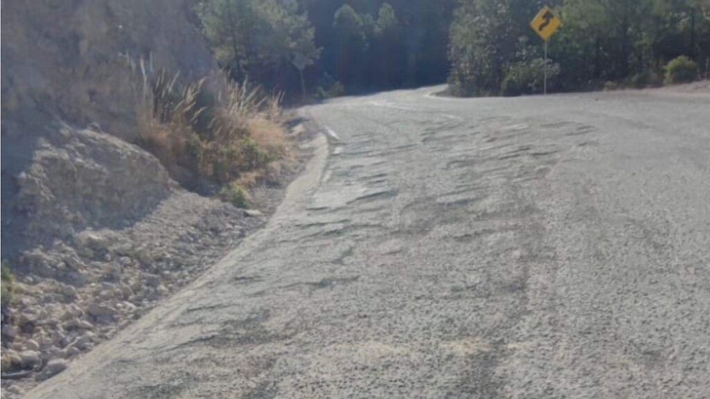 Ejecutado en carretera Parral–Guadalupe y Calvo; está identificado