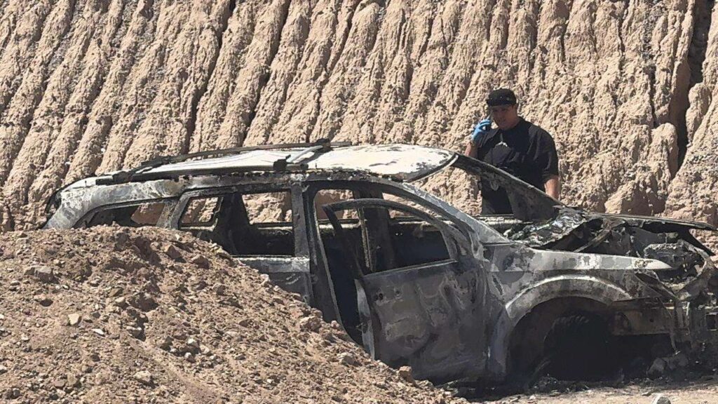 Hallan cuerpo calcinado dentro de vehículo en Ciudad Juárez