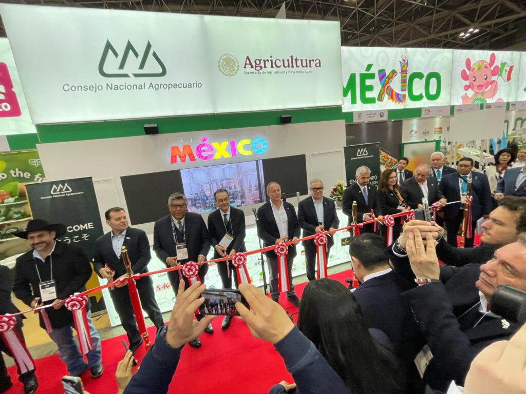 Tequila mexicano se promueve en FOODEX 2026, la mayor feria alimentaria de Asia