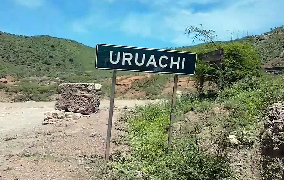 Se desbarranca maquinaria y muere