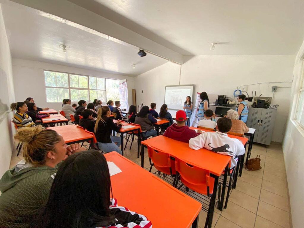 Santiago Papasquiaro fortalece la salud mental con estrategias preventivas en escuelas