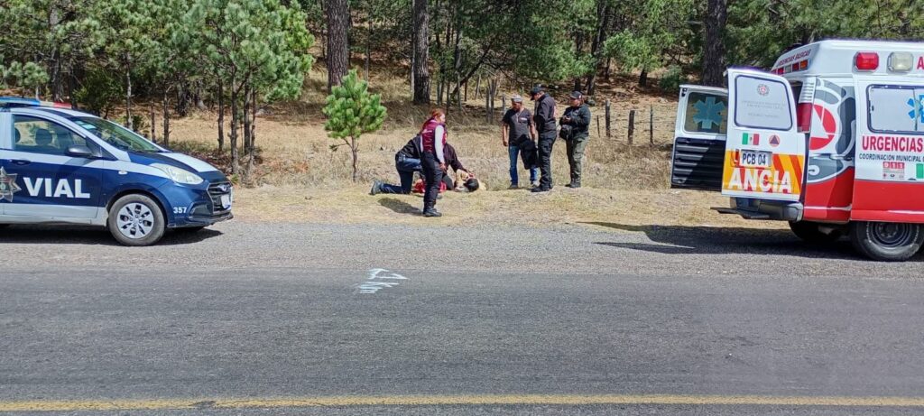 Dos lesionados en accidente carretero