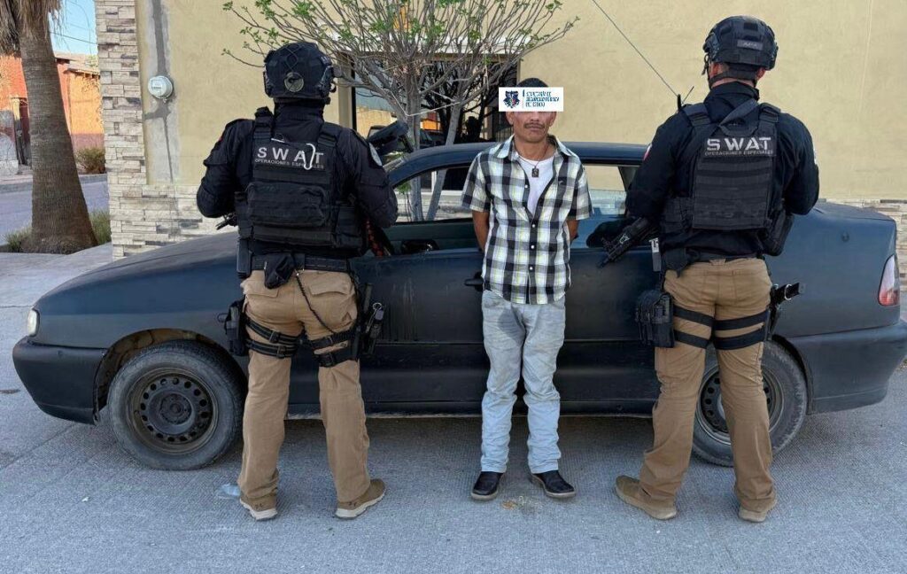 Detienen a Hombre con Marihuana y Armas, se orino del miedo
