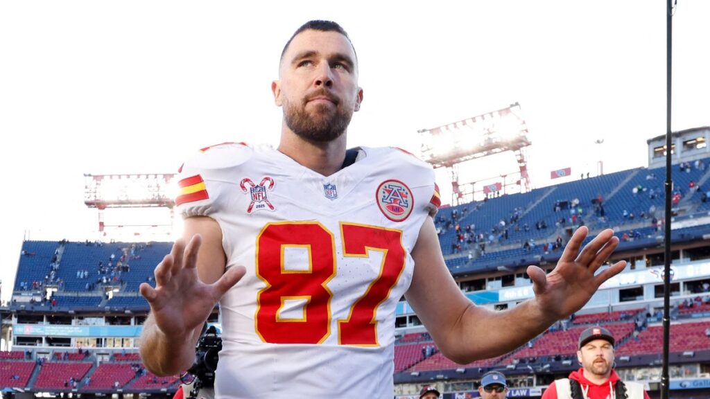 Kansas City Chiefs se refuerzan: Travis Kelce renueva para la temporada 2026