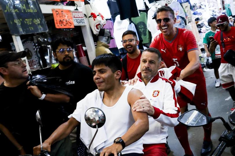 Leyendas de Portugal sorprenden en Tepito