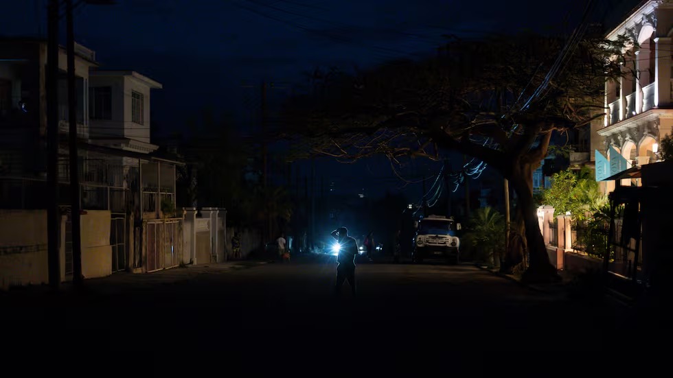 Cuba denuncia “asfixia energética” y responsabiliza a Washington por crisis eléctrica