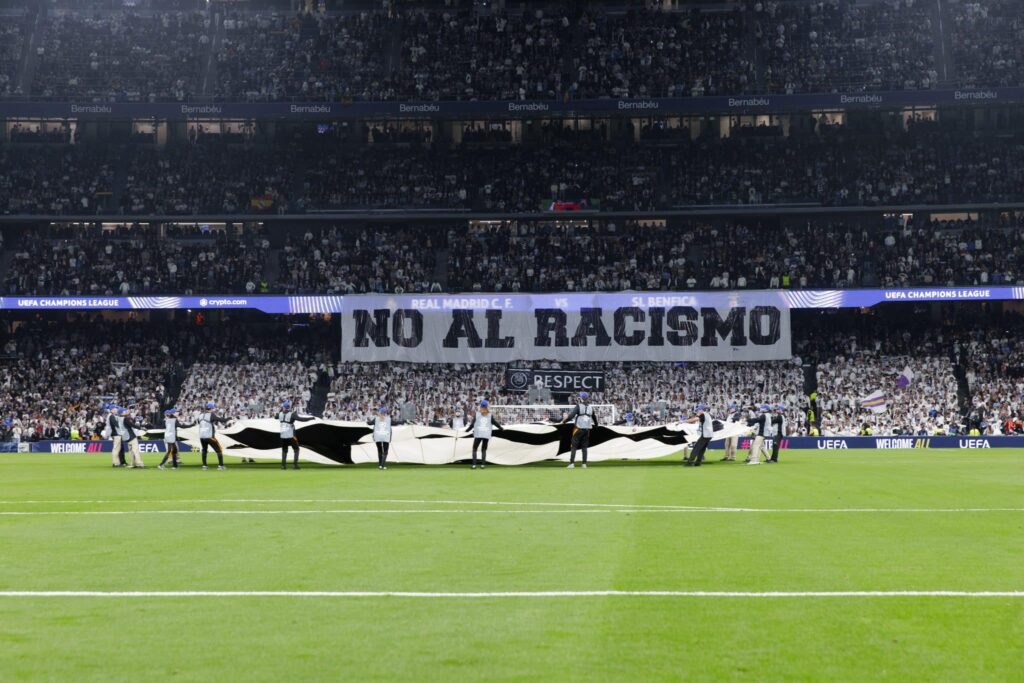 UEFA sanciona al Real Madrid por comportamiento racista de un aficionado