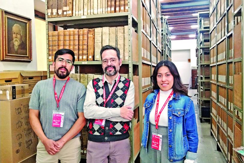Palacio de Minería resguarda 350 mil documentos históricos clave para la ingeniería en México