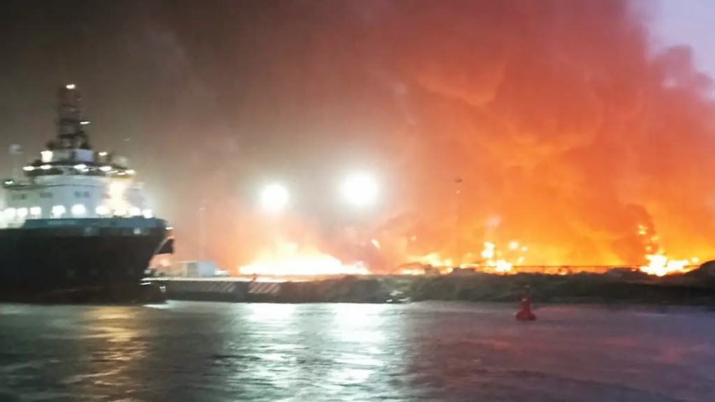 Confirma Pemex 5 fallecidos tras incendio en Dos Bocas