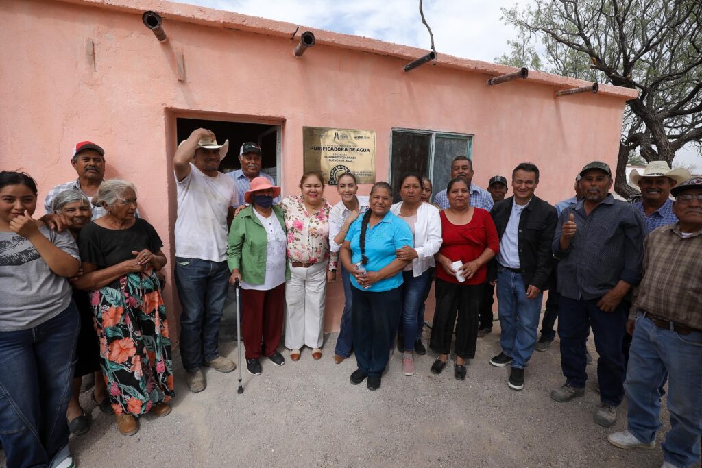 Una purificadora cambia la vida de familias en comunidad de Cuencamé