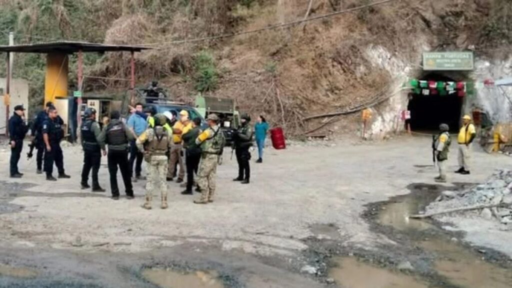 Durango se suma con equipos especializados al rescate de mineros atrapados en Sinaloa