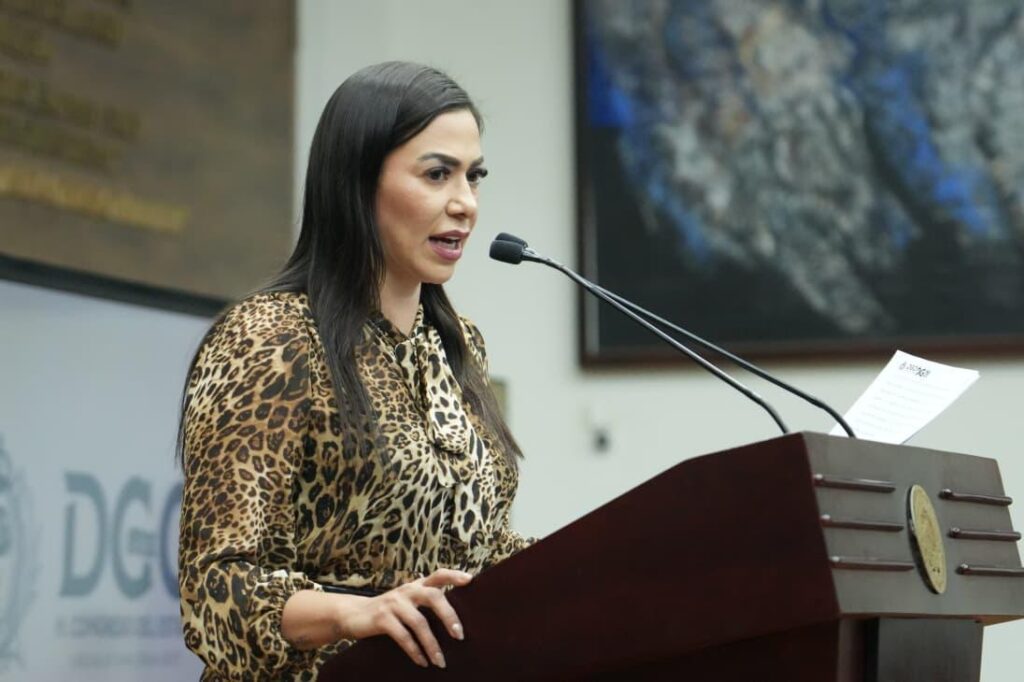 Muere adulto mayor en fila; Congreso exige ampliar cajeros del Bienestar en Durango
