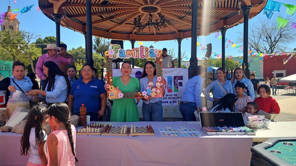 DIF Municipal Celebra el Día de la Familia en Nombre de Dios