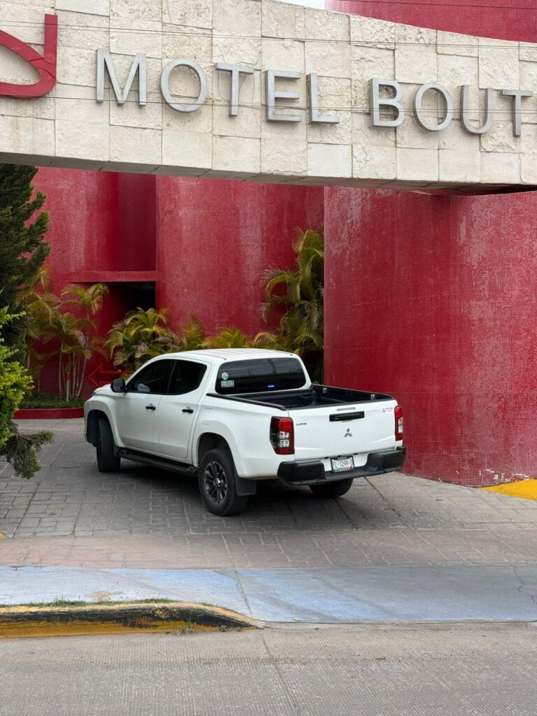 Hallan sin vida una pareja en el motel Red Boutique de Durango